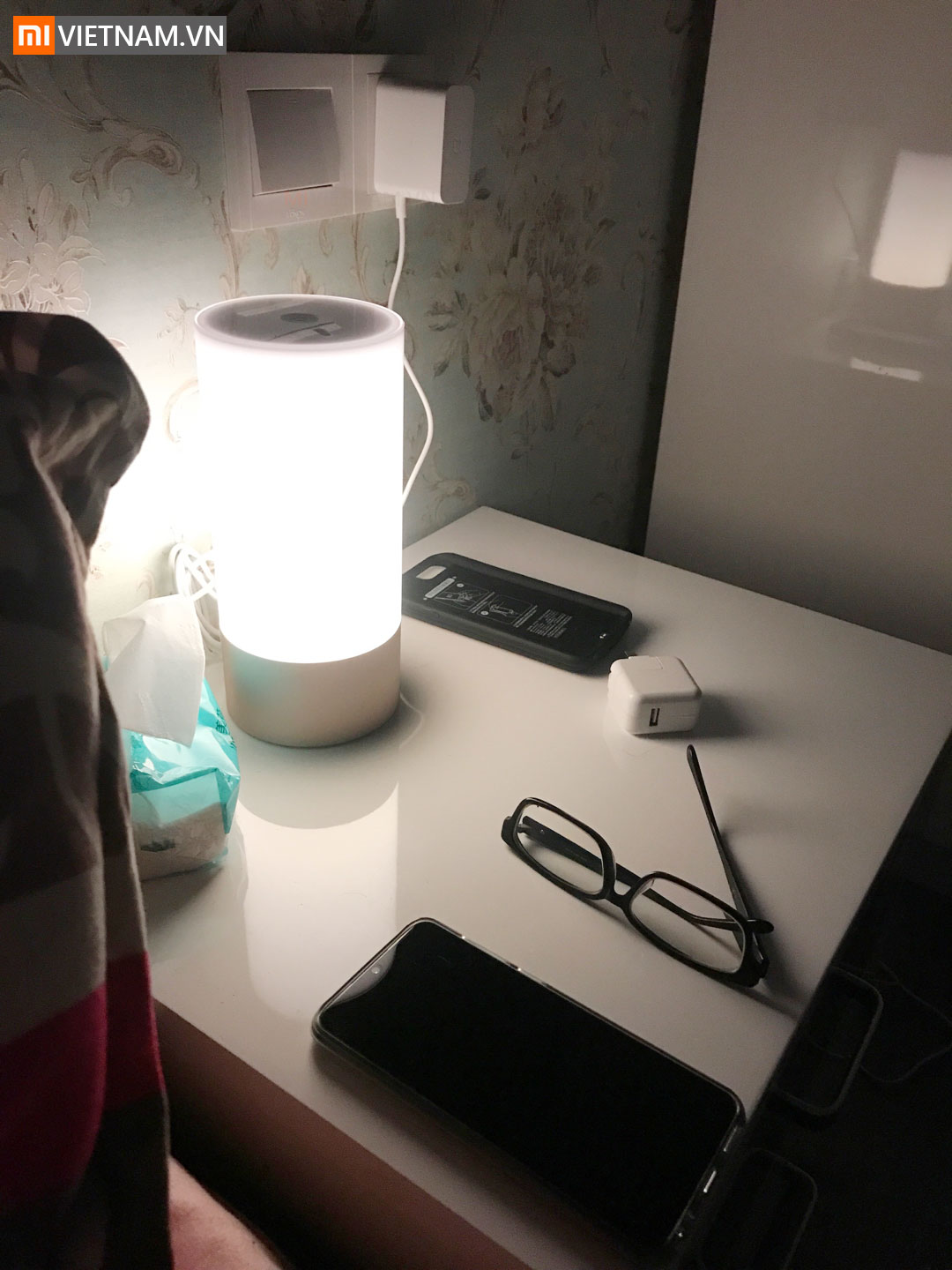 Đèn Ngủ Thông Minh Mi Bedside Lamp 23 MIVIETNAM-DEN-NGU-THONG-MINH-MI-BEDSIDE-LAMP