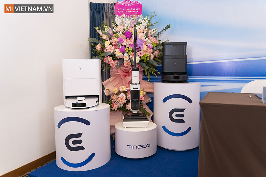 Lễ k&yacute; kết hợp t&aacute;c chiến lược Mi Việt Nam với Ecovacs, Tineco v&agrave; Hợp Long