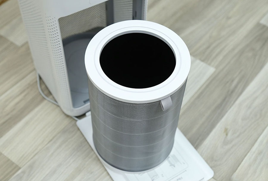 So s&aacute;nh m&agrave;ng lọc HEPA mới v&agrave; m&agrave;ng lọc cũ đ&atilde; qua sử dụng cần thay thế