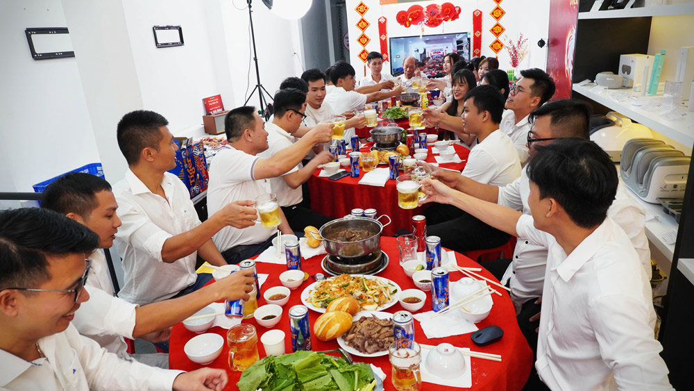 Mi Việt Nam - Tiệc tất ni&ecirc;n cuối năm 2023